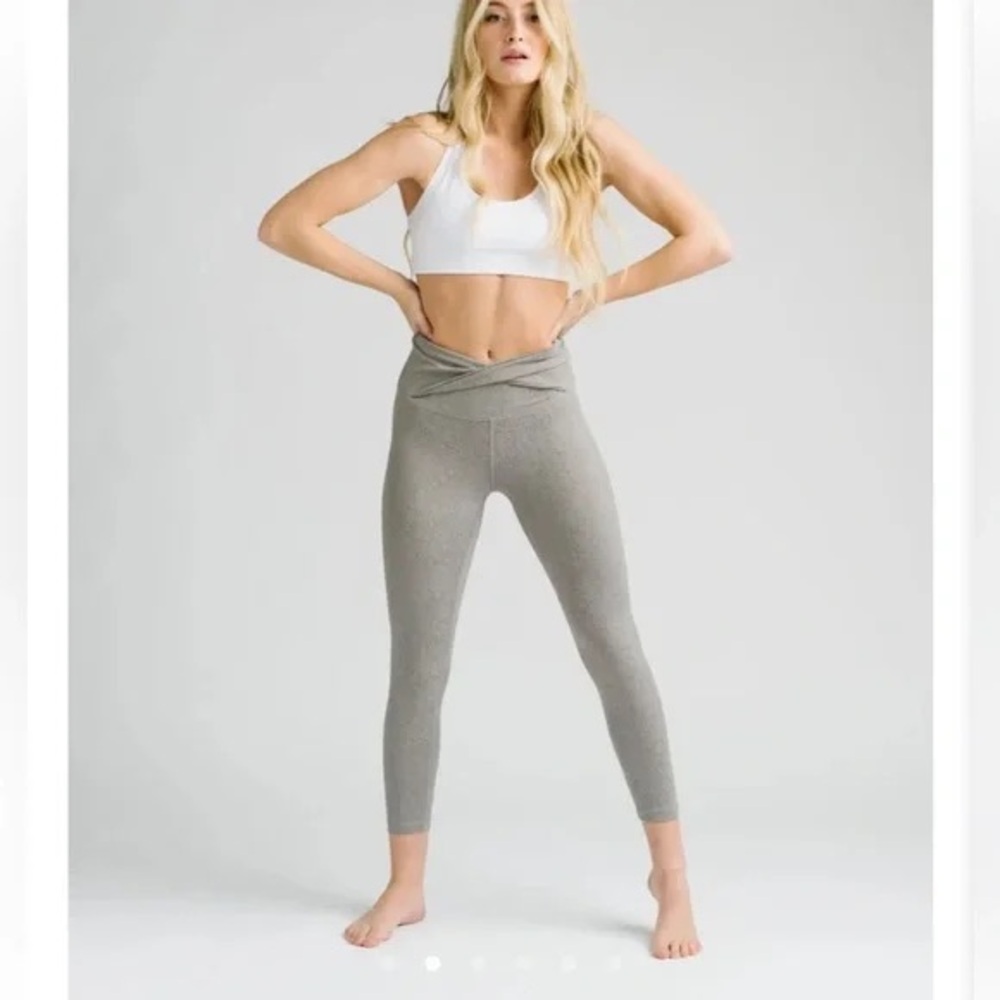 Cement Croisé Hi-rise 7/8 24" - NWT - size 6-8